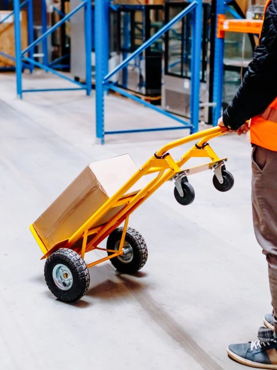 Rozkladany-wozek-transportowy-2w1-magazynowy-mlynarka-taczkowy-Mega-M-250kg-zolty-MPP000695-3-scaled.jpg